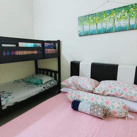 Hanaa Homestay Meru Ипох Экстерьер фото